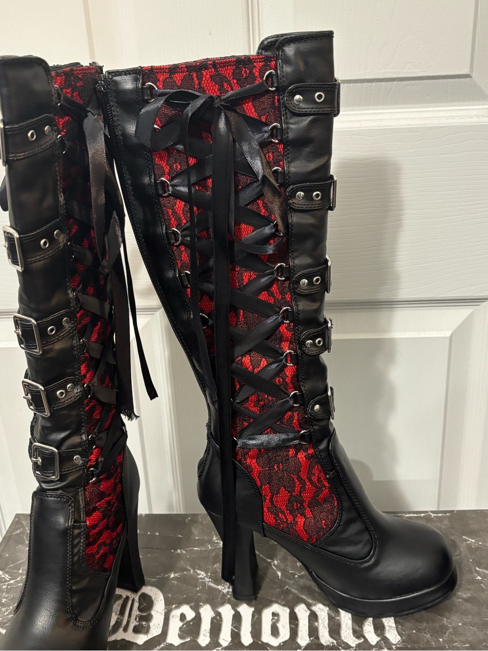 NIB Demonia Crypto-106 Lace Renaissance Boots - Picture 3 of 9